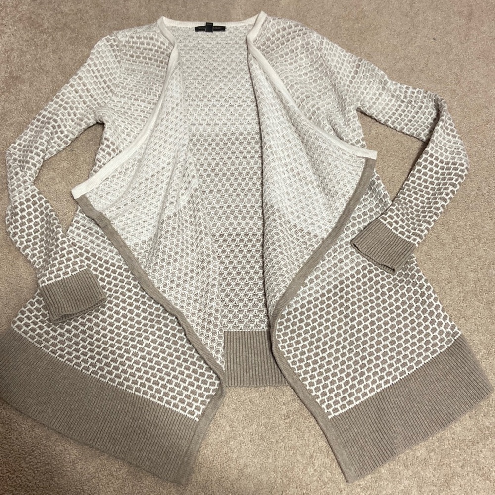 ALMOST NEW Banana Republic Waterfall Cardigan